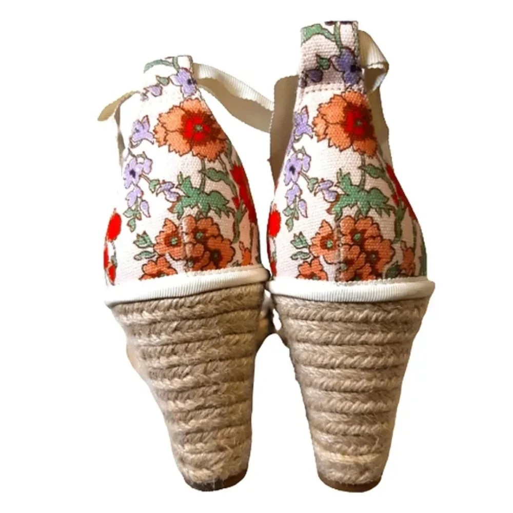 Veronica Beard Soleil Espadrille Wedge Sandals in Floral White Block Heel - Picture 10 of 11
